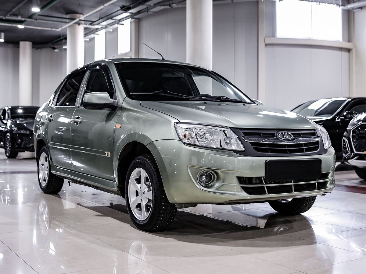 Купить Granta с пробегом