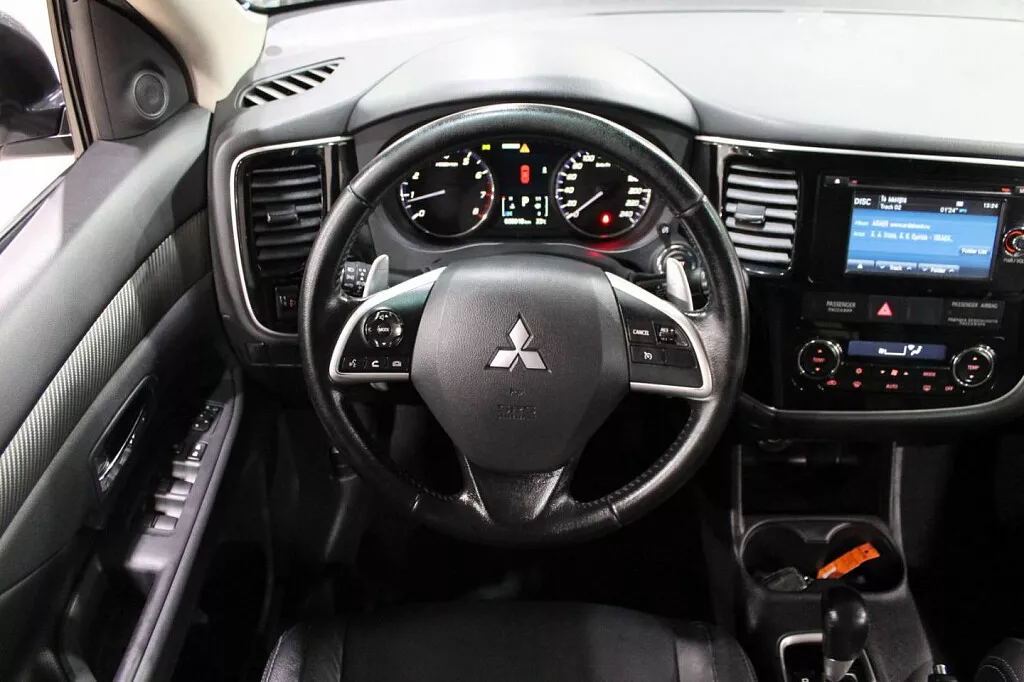 Купить Outlander с пробегом