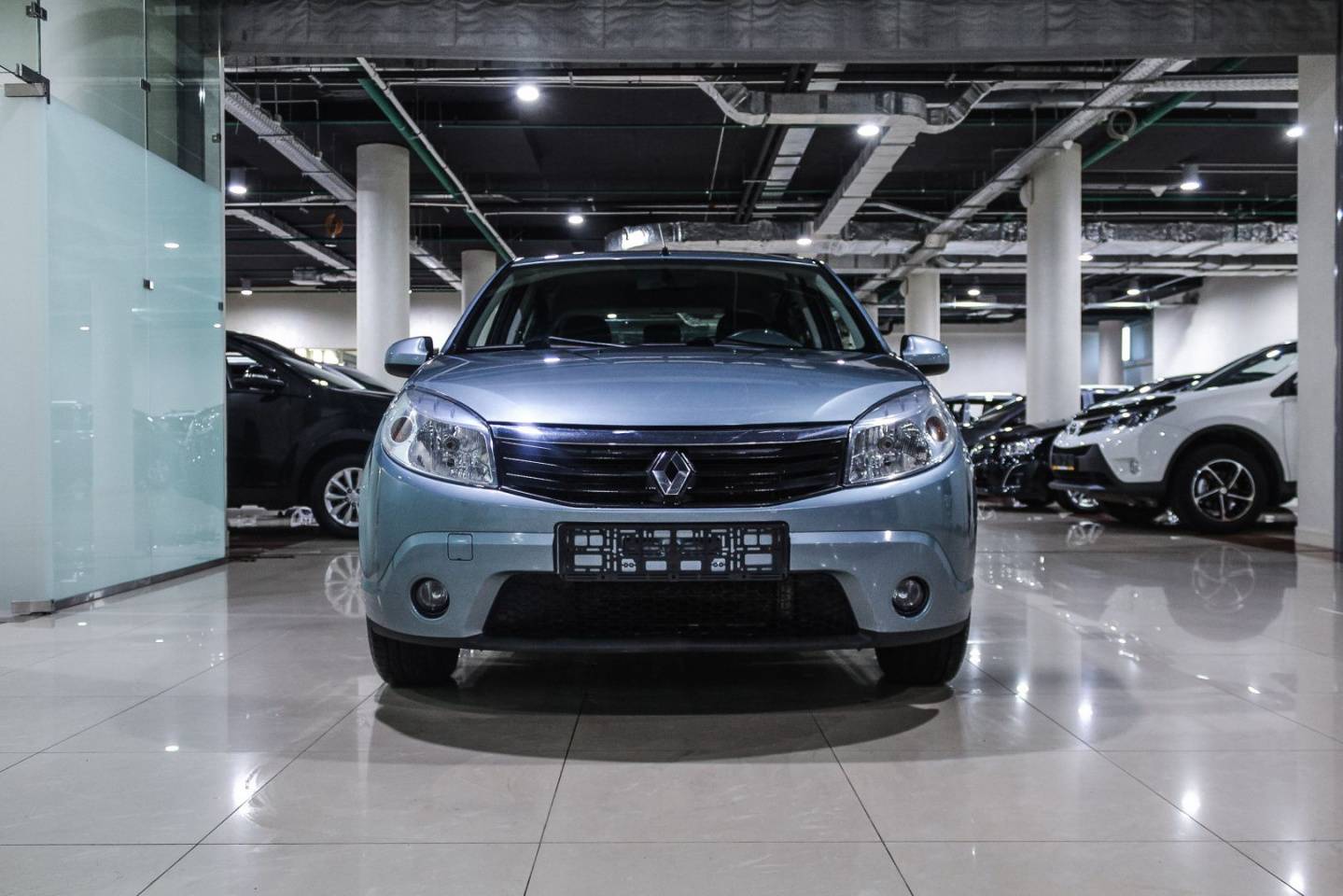 Купить Sandero с пробегом