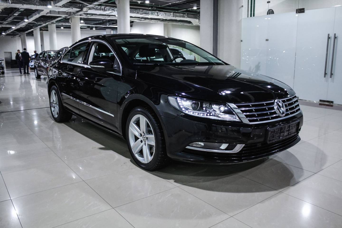 Купить Passat CC с пробегом